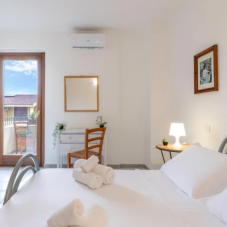 Semesterbostad Casa Alfieri 20 - Free Wifi - With Patio Villasimius
